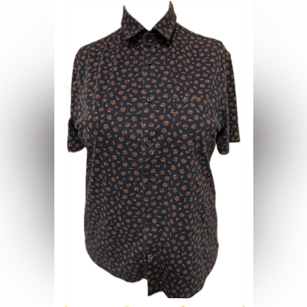 Express men’s short sleeve button down shirt